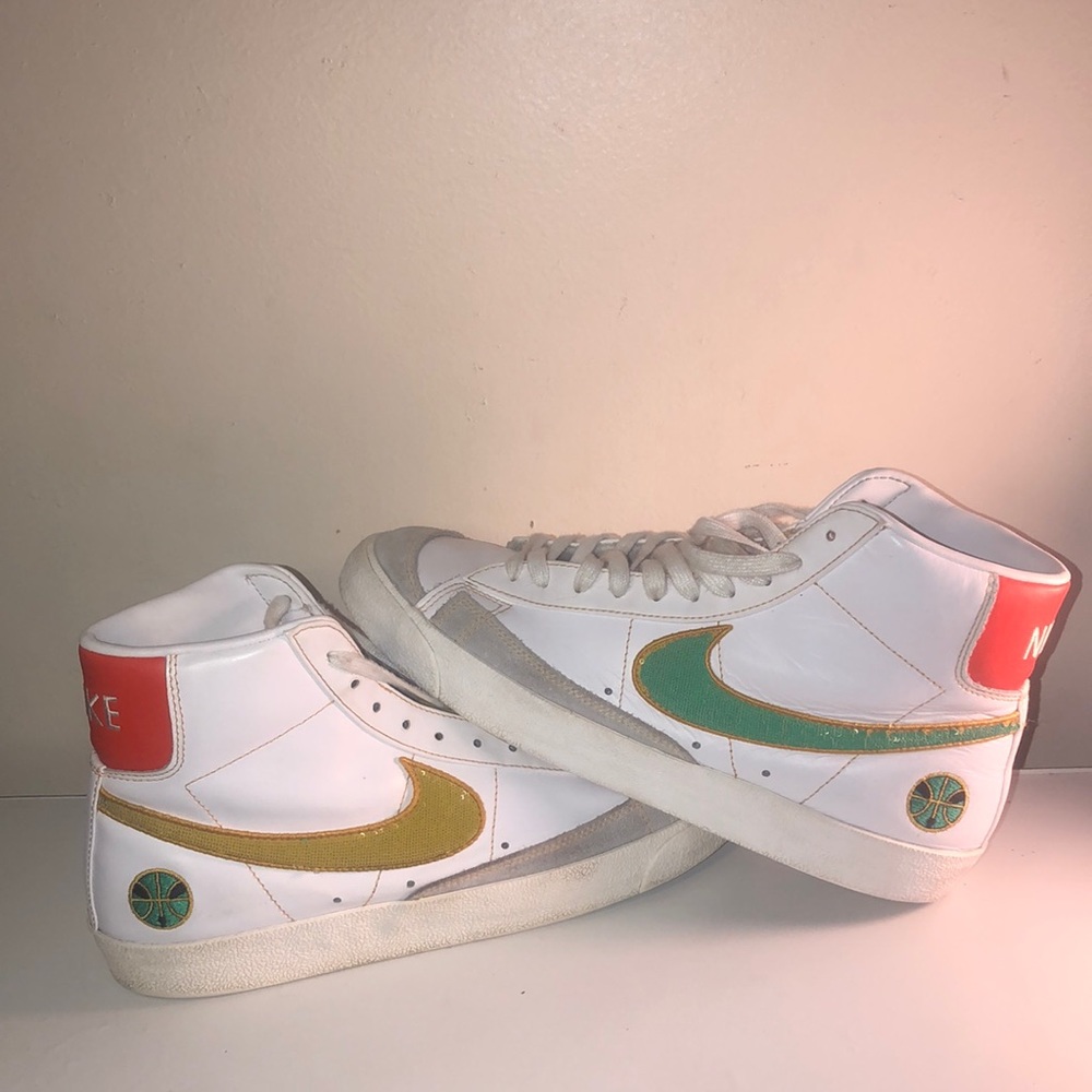 Men’s Nike blazer rayguns size 10.5